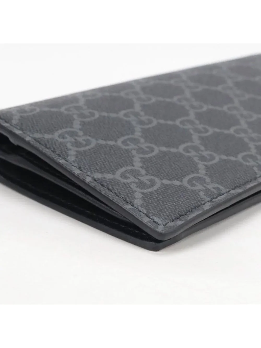 Gucci wallet GG Emblem Supreme